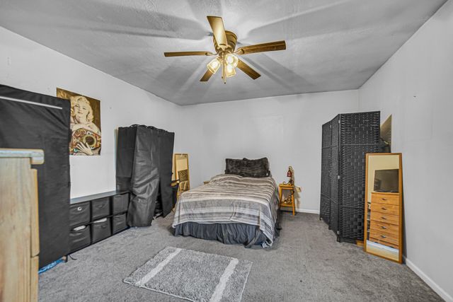 1290 Old Porter Road, Porter, IN 46304