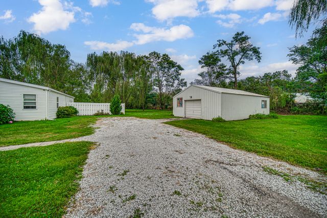 1290 Old Porter Road, Porter, IN 46304