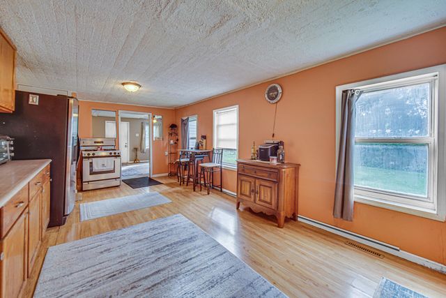 1290 Old Porter Road, Porter, IN 46304