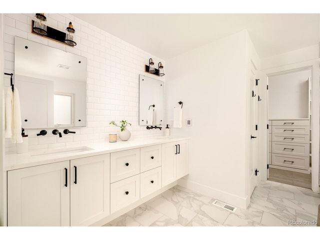 3610 Vallejo St, Denver, CO 80211