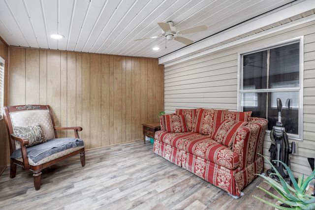 1001 Crystal Hill Road, Hot Springs, AR 71913