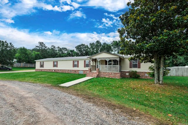 1001 Crystal Hill Road, Hot Springs, AR 71913