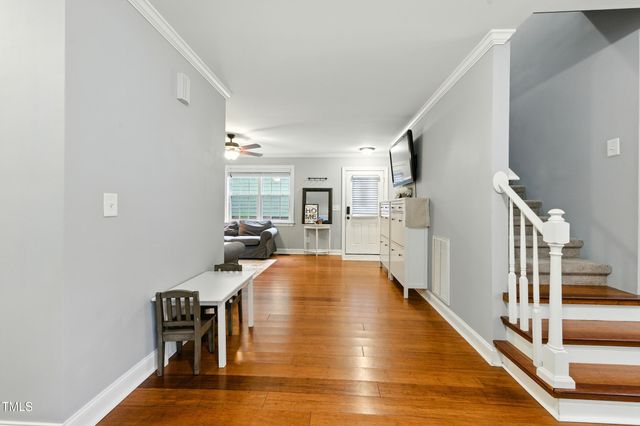 240 Jay Street, Chapel Hill, NC 27516