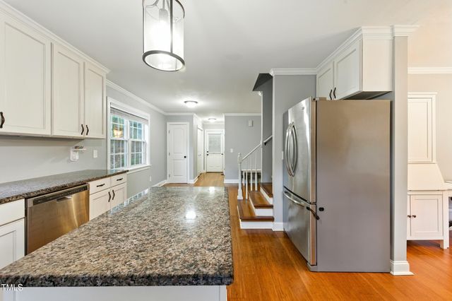 240 Jay Street, Chapel Hill, NC 27516