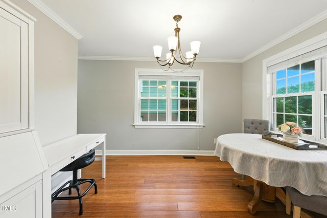 240 Jay Street, Chapel Hill, NC 27516