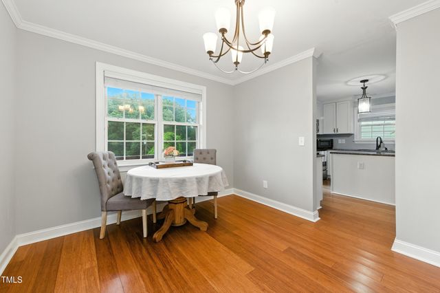 240 Jay Street, Chapel Hill, NC 27516