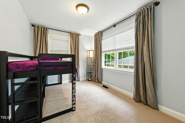 240 Jay Street, Chapel Hill, NC 27516