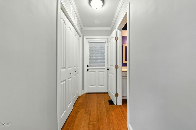 240 Jay Street, Chapel Hill, NC 27516