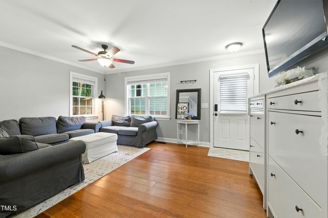 240 Jay Street, Chapel Hill, NC 27516