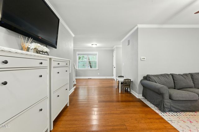 240 Jay Street, Chapel Hill, NC 27516