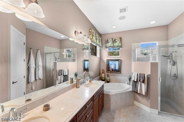 6155 Dogleg DR, Naples, FL 34113