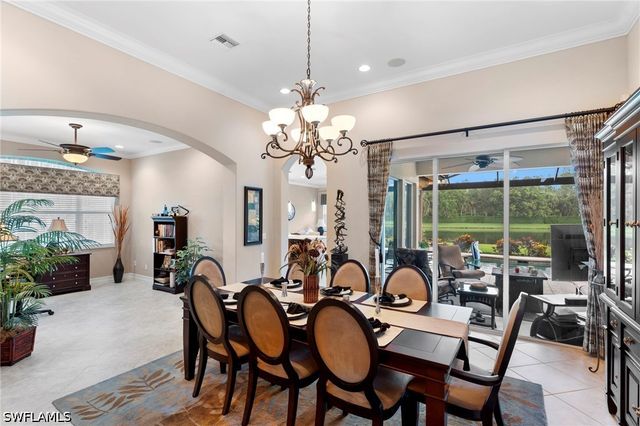 6155 Dogleg DR, Naples, FL 34113