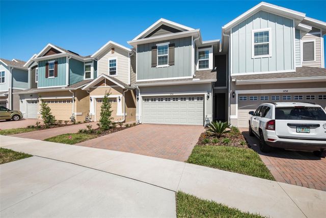 5756 SPOTTED HARRIER WAY, Lithia, FL 33547