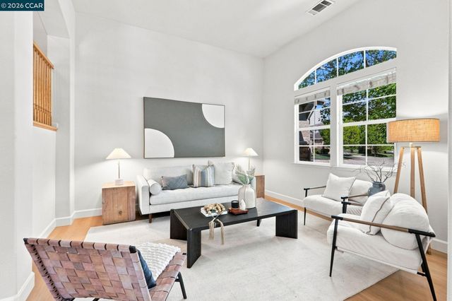 1101 Sunny Cove St, Walnut Creek, CA 94597