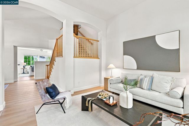 1101 Sunny Cove St, Walnut Creek, CA 94597