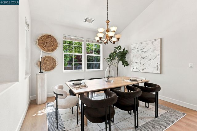 1101 Sunny Cove St, Walnut Creek, CA 94597