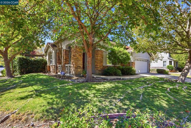 1101 Sunny Cove St, Walnut Creek, CA 94597