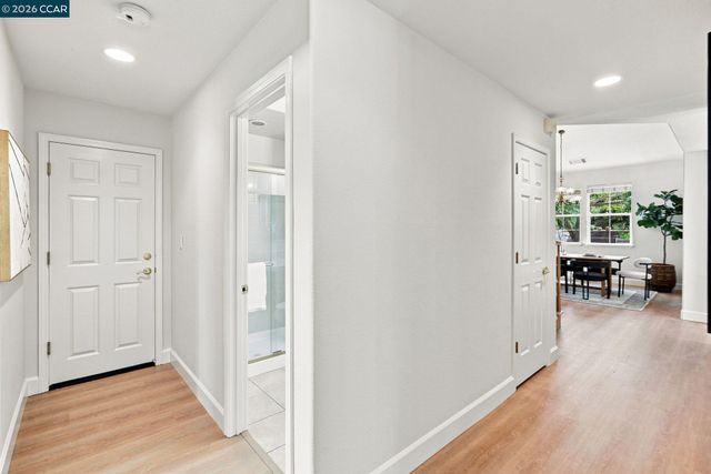 1101 Sunny Cove St, Walnut Creek, CA 94597