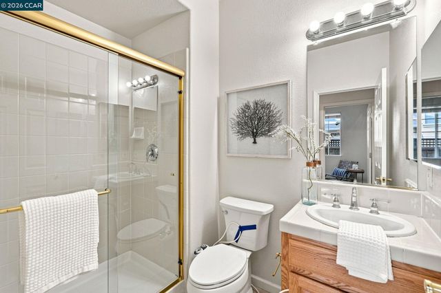 1101 Sunny Cove St, Walnut Creek, CA 94597