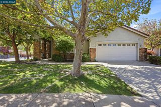 1101 Sunny Cove St, Walnut Creek, CA 94597