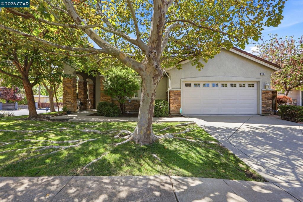 1101 Sunny Cove St, Walnut Creek, CA 94597