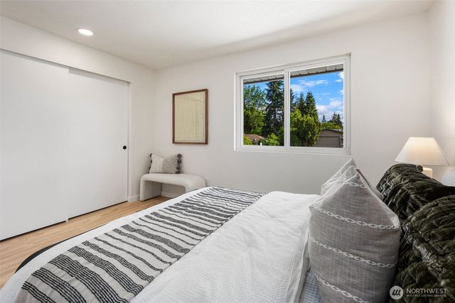 957 12th Street NE #1009, Auburn, WA 98002