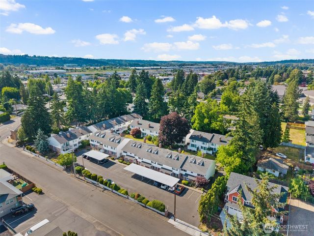 957 12th Street NE #1009, Auburn, WA 98002