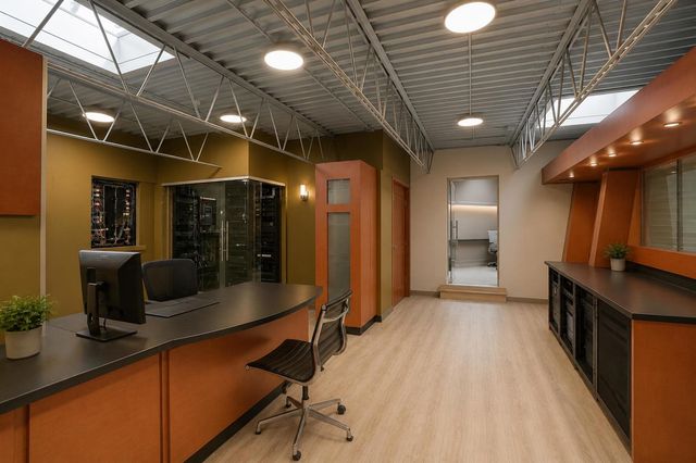11324 Southwest Highway, Palos Hills, IL 60465