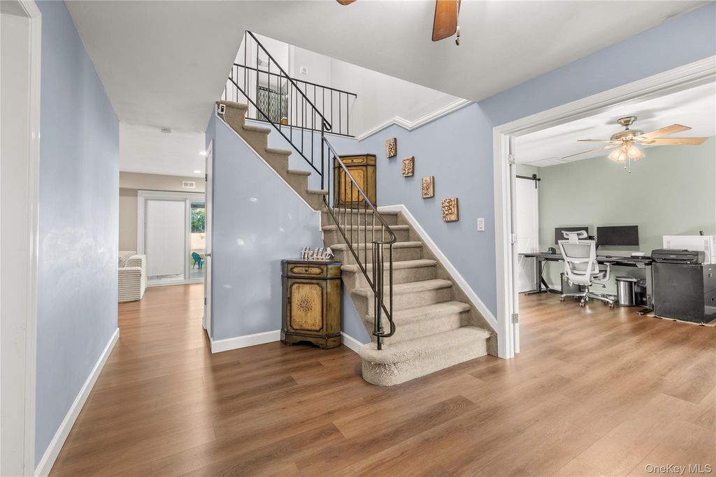 23 Blueberry Lane, Patchogue, NY 11772 — photo 2