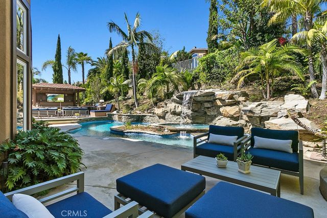 9 Newcastle Lane, Laguna Niguel, CA 92677