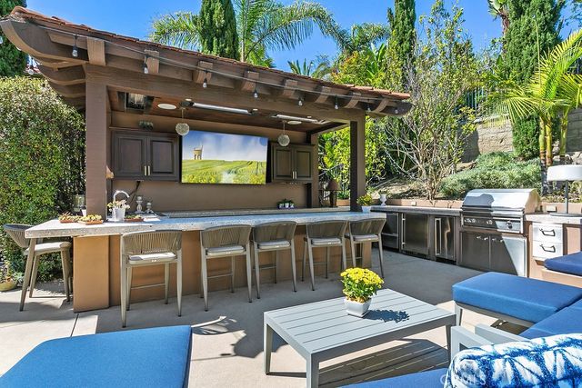 9 Newcastle Lane, Laguna Niguel, CA 92677
