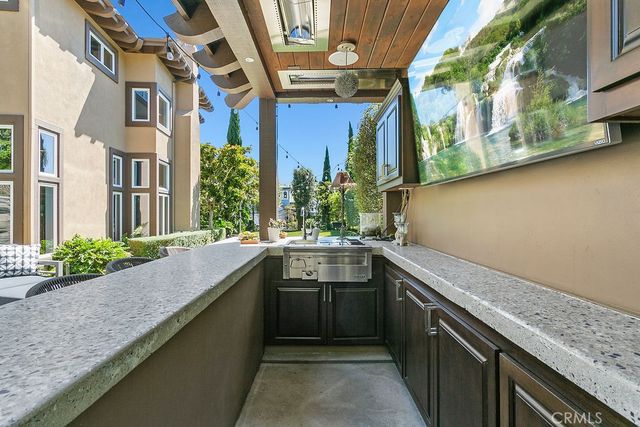 9 Newcastle Lane, Laguna Niguel, CA 92677
