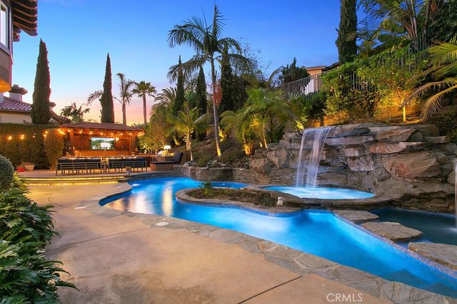 9 Newcastle Lane, Laguna Niguel, CA 92677