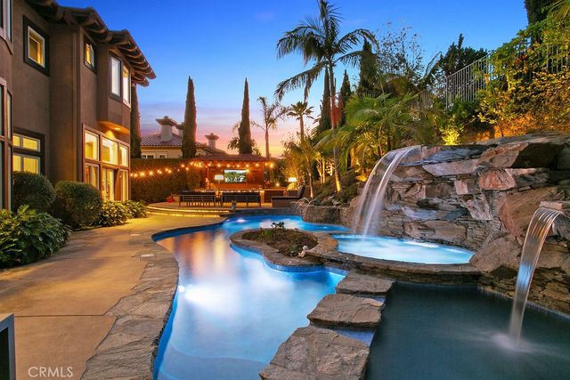 9 Newcastle Lane, Laguna Niguel, CA 92677