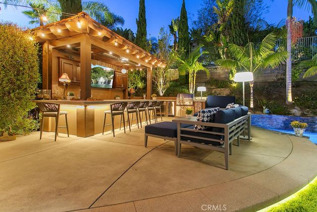 9 Newcastle Lane, Laguna Niguel, CA 92677