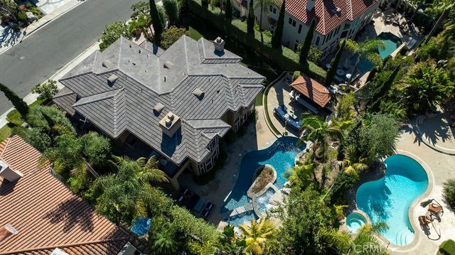 9 Newcastle Lane, Laguna Niguel, CA 92677
