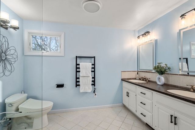 183 Kings Grant Rd, Weston, MA 02493