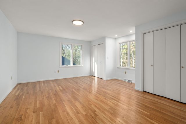 183 Kings Grant Rd, Weston, MA 02493