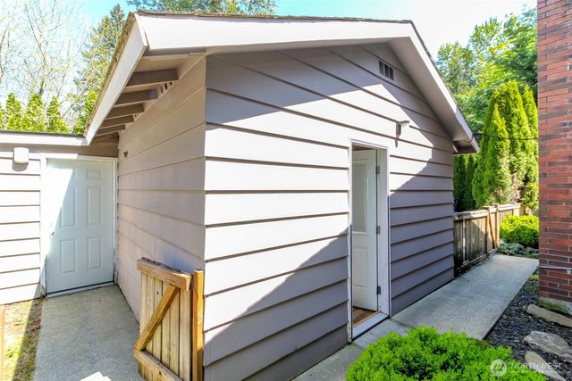 30825 168th Avenue SE, Auburn, WA 98092