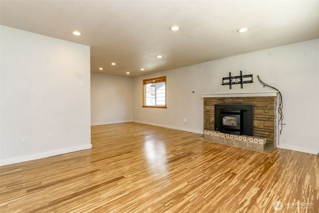 30825 168th Avenue SE, Auburn, WA 98092