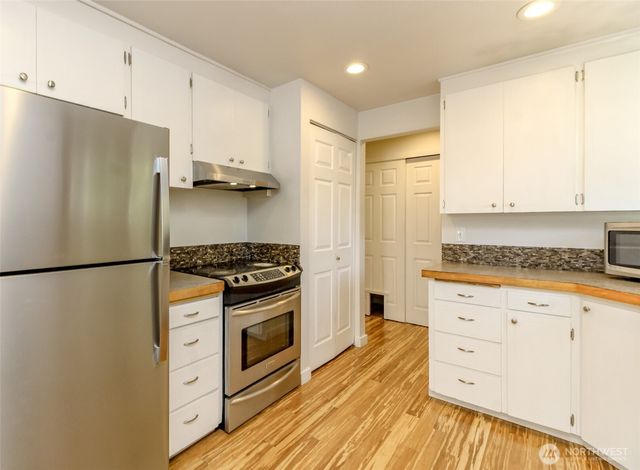 30825 168th Avenue SE, Auburn, WA 98092