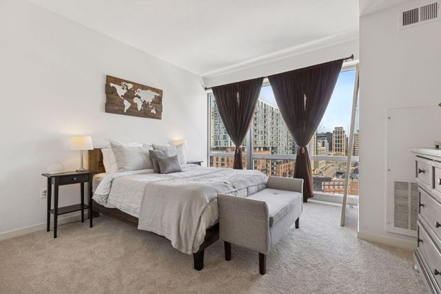 929 Portland Avenue 902, Minneapolis, MN 55404