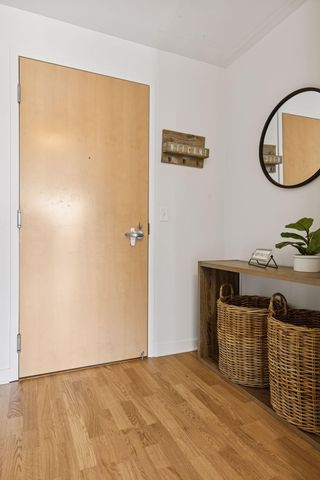 929 Portland Avenue 902, Minneapolis, MN 55404