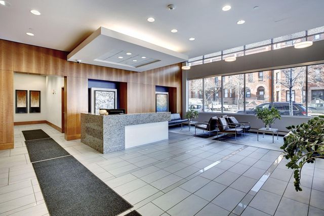 929 Portland Avenue 902, Minneapolis, MN 55404