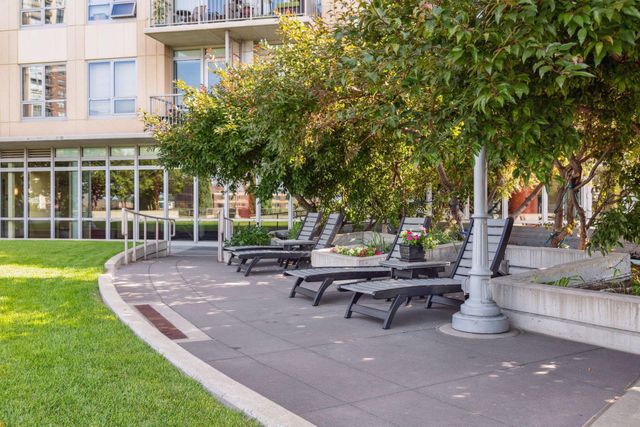 929 Portland Avenue 902, Minneapolis, MN 55404