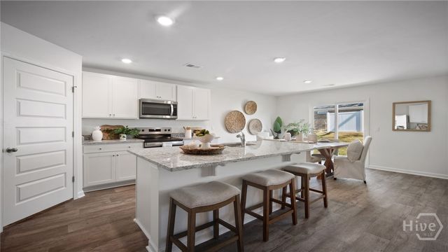 1073 Bergamot Road, Bloomingdale, GA 31302