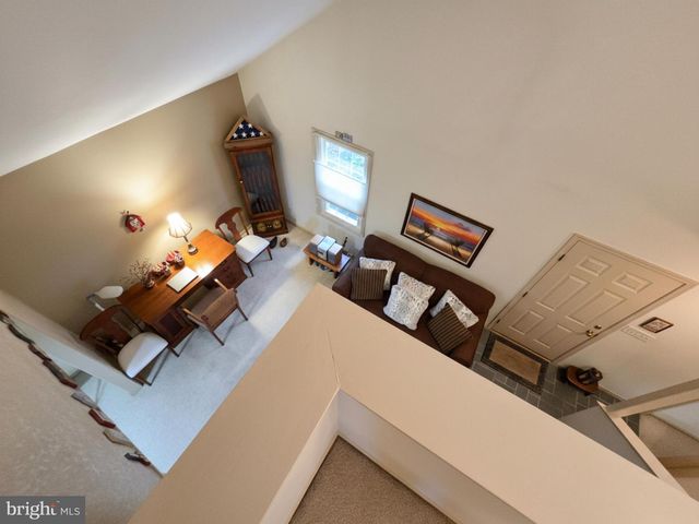 588 CROSSWINDS DR, Lititz, PA 17543