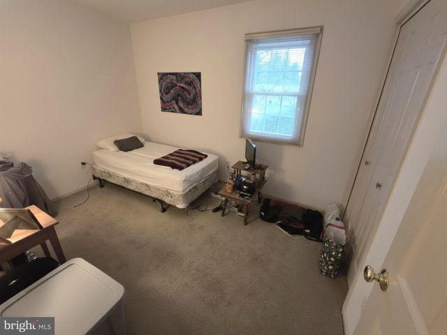 588 CROSSWINDS DR, Lititz, PA 17543