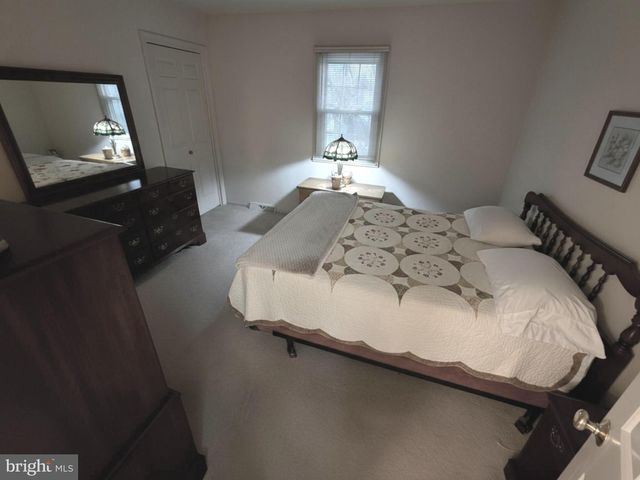 588 CROSSWINDS DR, Lititz, PA 17543