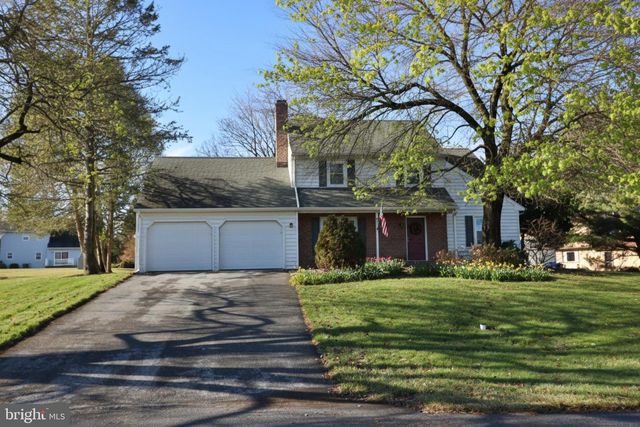 588 CROSSWINDS DR, Lititz, PA 17543